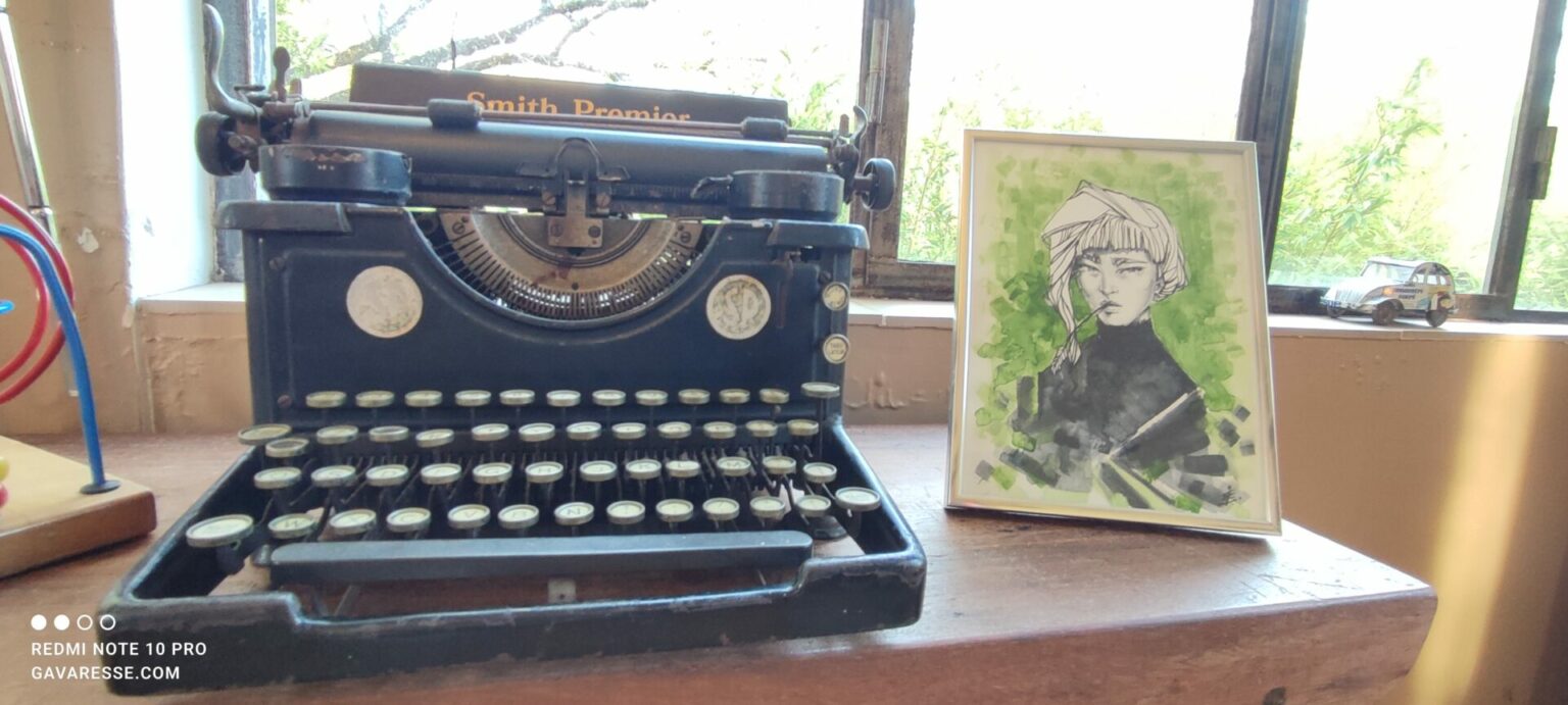 Machine à écrire Smith Premier Décoration vintage Gîte l'Orangeraie Pradet