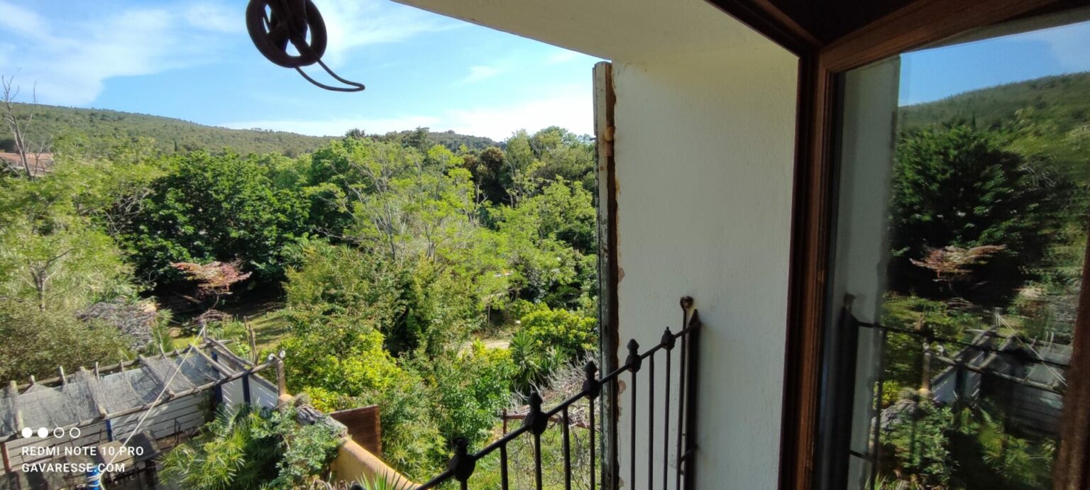 Vue panoramique Chambre 4 Gîte La Fenière campagne provençale Le Pradet