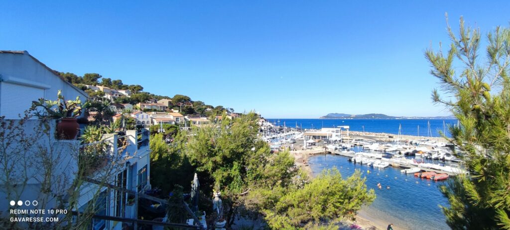 Cabanons de pêcheurs Oursinières : le port du Pradet